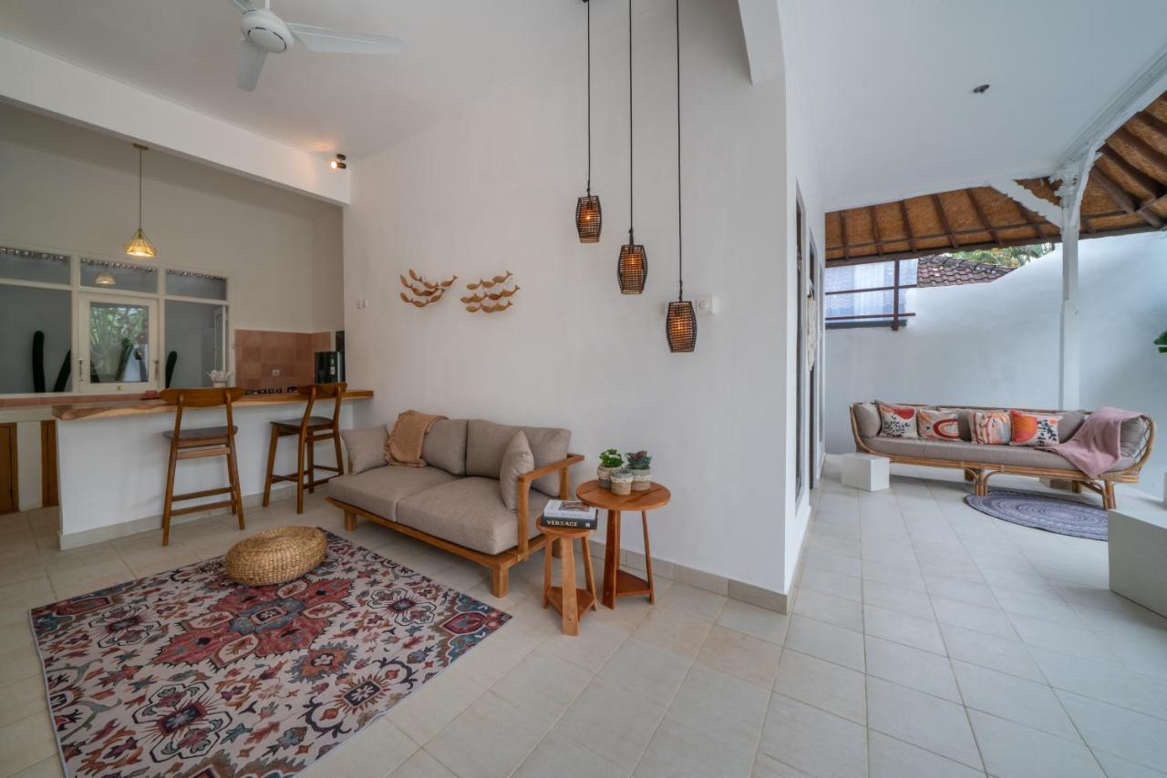 Villa Dadirri - In The Heart Of Seminyak - Walking Distance From Restaurants, Bars And Beach - Perfect Location Eksteriør billede